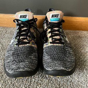 Nike Free Run Flyknit - Size 11